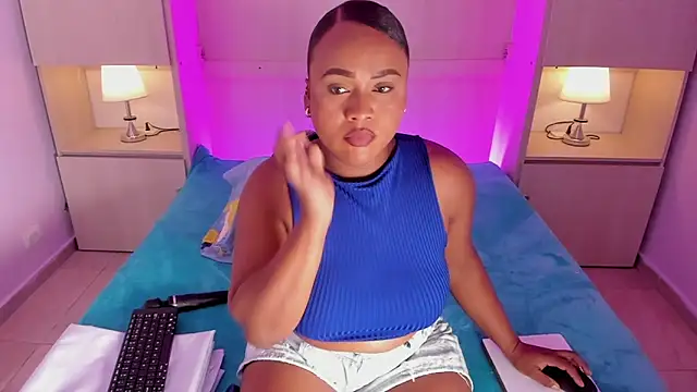 EmilyyStuart online show from 03-20-26, 04:13