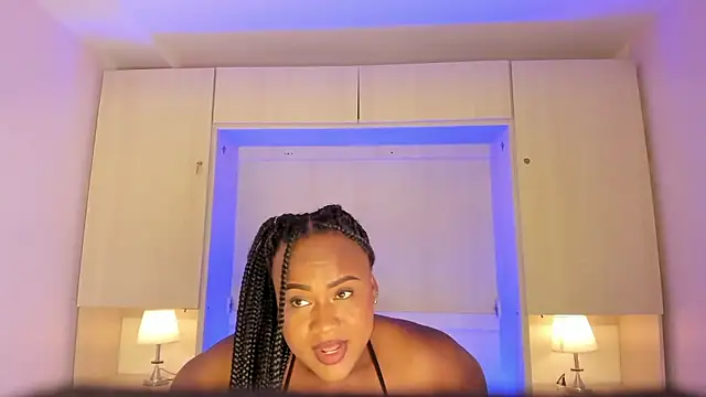 EmilyyStuart online show from 01-17-26, 04:05