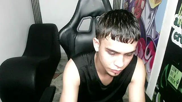 Snapshot of zacariasss_ chatting on 12-31-24, 10:12 zacariasss  online show from 12-31-24, 10:12
