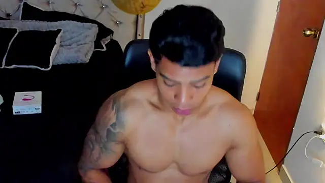 Andrew wolf7 online show from 11-26-25, 01:11