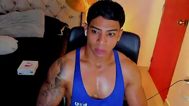 Andrew wolf7 online show from 11-27-25, 08:04