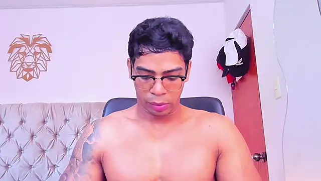 Snapshot of Andrew_wolf7 chatting on 02-04-26, 03:40 Andrew wolf7 online show from 02-04-26, 03:40