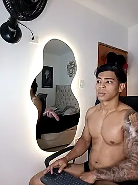 Andrew wolf7 online show from 10-07-25, 04:08