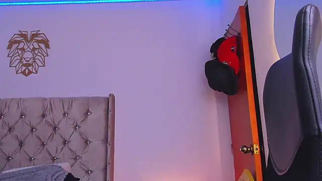 Snapshot of Andrew_wolf7 chatting on 02-20-26, 11:06 Andrew wolf7 online show from 02-20-26, 11:06