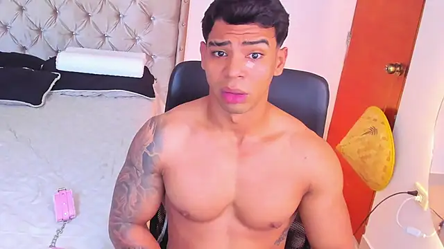 Snapshot of Andrew_wolf7 chatting on 02-09-26, 04:38 Andrew wolf7 online show from 02-09-26, 04:38