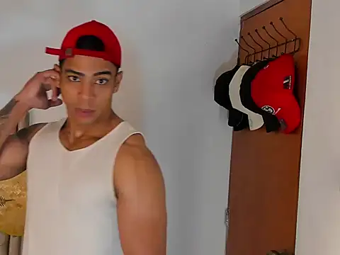 Andrew wolf7 online show from 09-09-25, 02:26