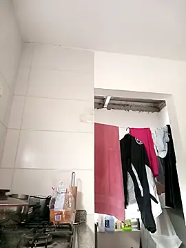 Andrew wolf7 online show from 10-04-25, 01:12