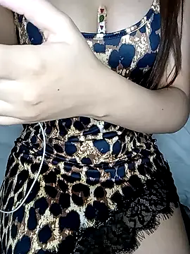 Snapshot of Patrona-fifi chatting on 02-23-25, 11:44 Patrona-fifi online show from 02-23-25, 11:44