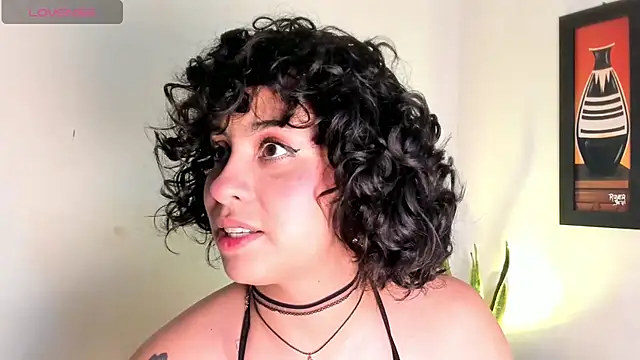 adriannyp 1 online show from 04-22-26, 12:01
