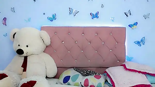 Riossvale online show from 02-22-26, 05:43