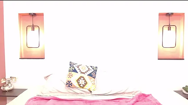 Snapshot of Miley_Collins chatting on 03-11-25, 12:54 Miley Collins online show from 03-11-25, 12:54