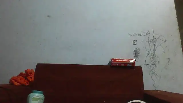 Snapshot of thasmyni chatting on 06-26-26, 05:35 thasmyni online show from 06-26-26, 05:35