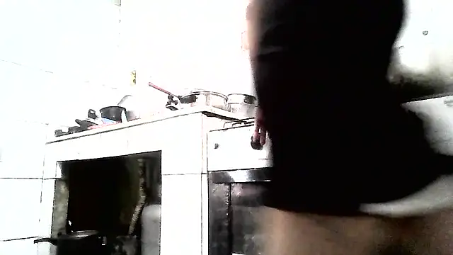Snapshot of thasmyni chatting on 07-19-26, 01:19 thasmyni online show from 07-19-26, 01:19
