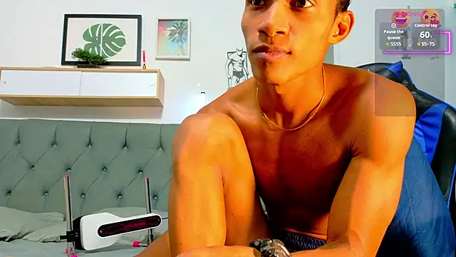 Snapshot of Ryan_Vergon chatting on 07-09-26, 12:37 Ryan Vergon online show from 07-09-26, 12:37