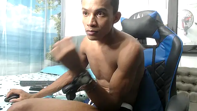 Snapshot of Ryan_Vergon chatting on 09-20-25, 04:17 Ryan Vergon online show from 09-20-25, 04:17