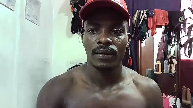 Snapshot of yezz3011 chatting on 12-16-25, 04:44 yezz3011 online show from 12-16-25, 04:44