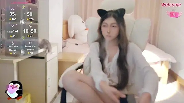 PearFay online show from 12-24-24, 02:01