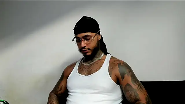 Exotic tatto27121 online show from 05-31-26, 10:32