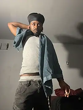 SluttyLyfe4L online show from 05-05-26, 12:57
