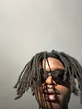 SluttyLyfe4L online show from 05-19-26, 04:47