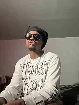SluttyLyfe4L online show from 06-12-26, 07:33