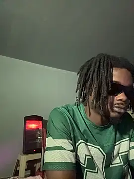 SluttyLyfe4L online show from 05-15-26, 10:02