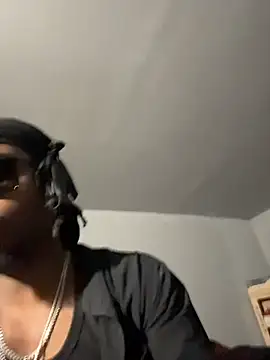 SluttyLyfe4L online show from 05-20-26, 10:51