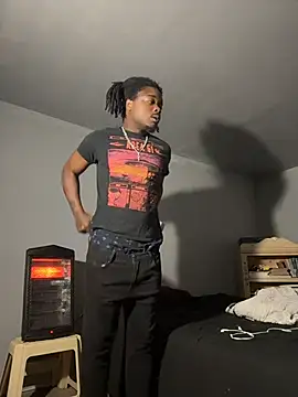 SluttyLyfe4L online show from 05-13-26, 06:09