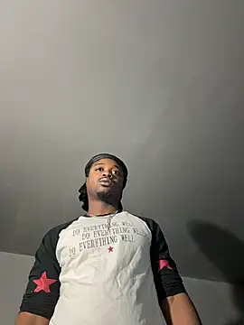 SluttyLyfe4L online show from 05-26-26, 08:01