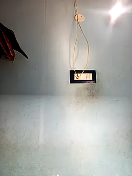 Sony-Model online show from 11-29-25, 05:18