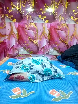 Sony-Model online show from 05-13-26, 06:15
