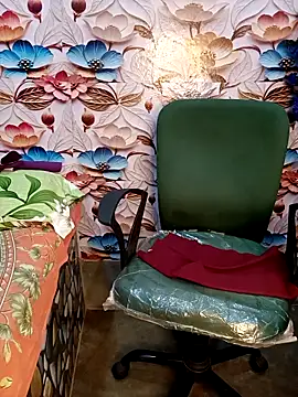 Sony-Model online show from 03-02-26, 05:08