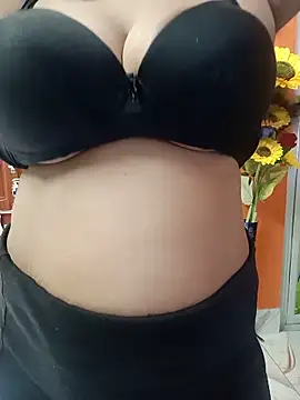 Sony-Model online show from 05-12-26, 06:10
