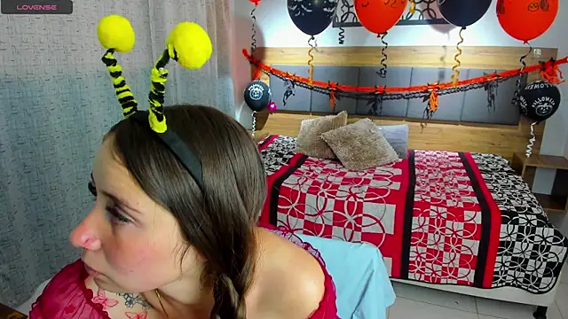 martina lujann online show from 10-06-25, 01:01