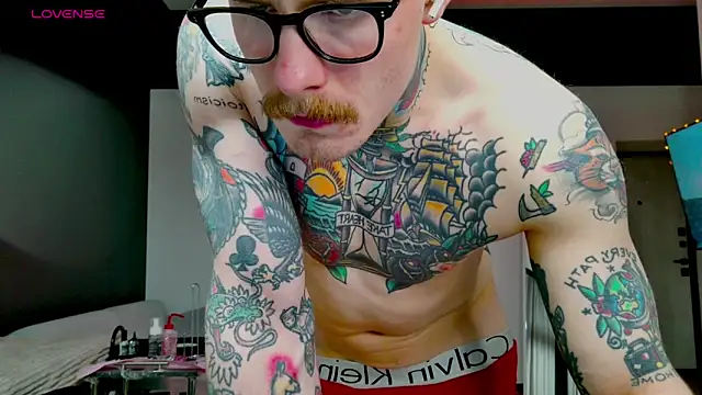 white King9999 online show from 12-21-25, 01:13