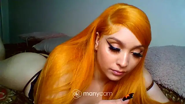 Snapshot of bambibarbi chatting on 09-25-25, 06:52 bambibarbi online show from 09-25-25, 06:52