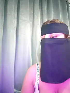 Snapshot of _arabica_ chatting on 12-02-25, 07:04 arabica online show from 12-02-25, 07:04