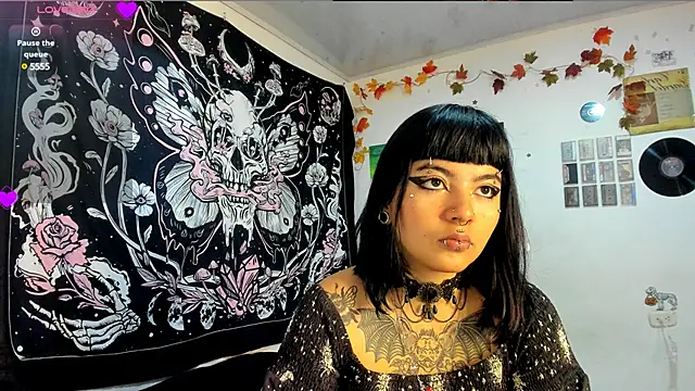 sheccid  online show from 01-29-25, 11:41