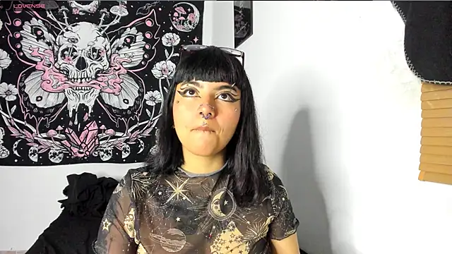 sheccid  online show from 03-21-25, 03:22