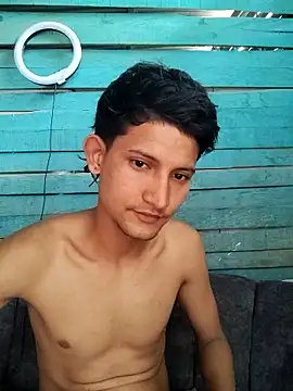Snapshot of Juan_Hotcaliemte chatting on 04-25-26, 01:41 Juan Hotcaliemte online show from 04-25-26, 01:41