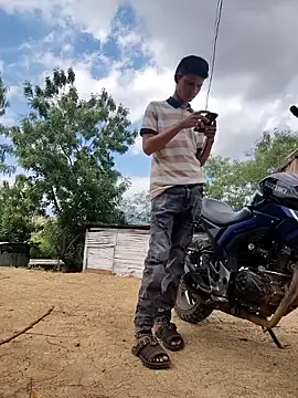 Juan Hotcaliemte online show from 11-23-25, 02:38