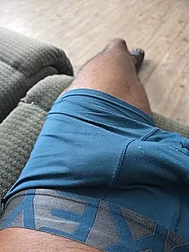 Keshuloveyou online show from 01-30-25, 08:21