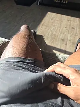 Keshuloveyou online show from 02-16-25, 08:11