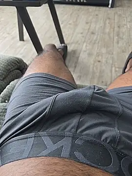 Keshuloveyou online show from 01-31-25, 08:22