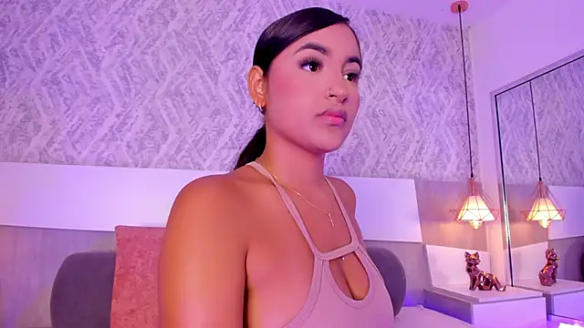 AishaPeyton online show from 10-06-25, 02:51