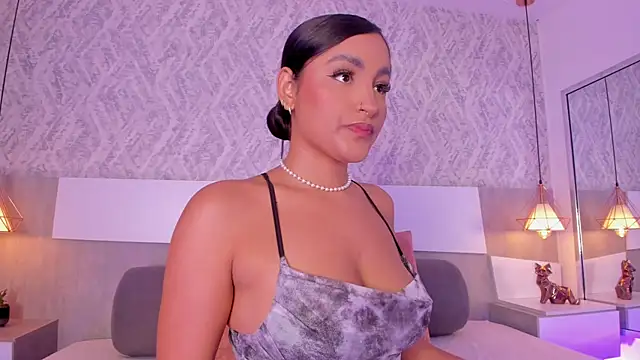 AishaPeyton online show from 12-05-25, 04:16