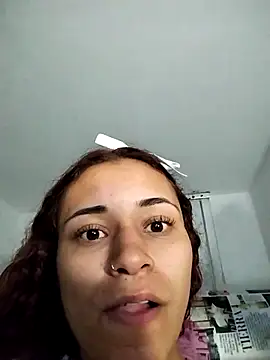 caroline0997 online show from 12-23-24, 07:38