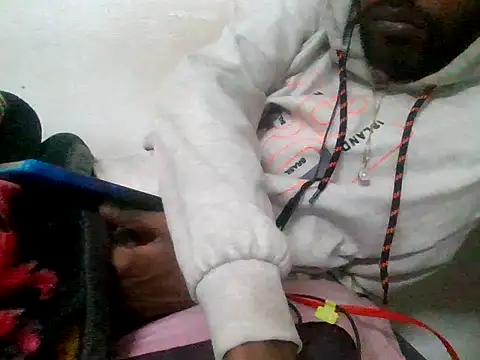 devilsam3327 online show from 11-29-25, 09:26