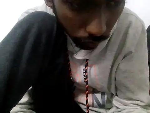 devilsam3327 online show from 11-08-25, 10:08