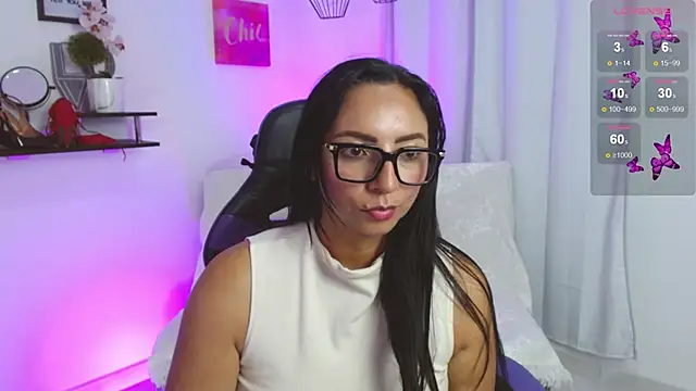 Emmi Cam online show from 04-15-26, 07:58